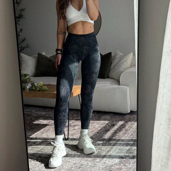 Brand new Vitality Leggings - Picture 2 of 5